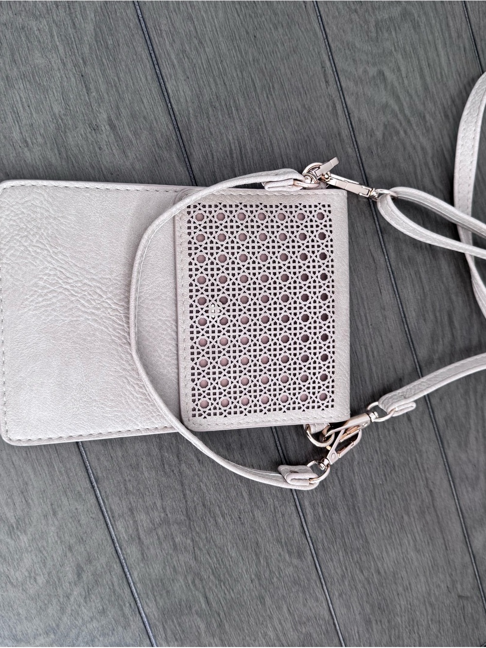 Women's Crossbody Phone Wallet in Light Gray